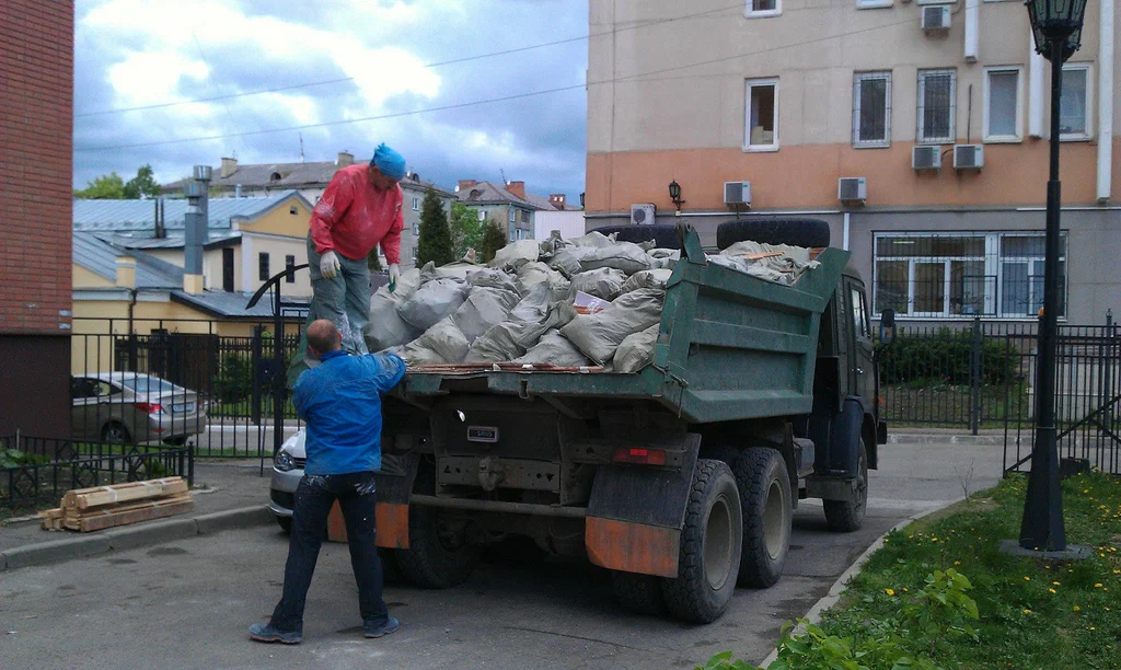 Вывоз строительного мусора в Богородицке от 1710 руб. – ПроМусор