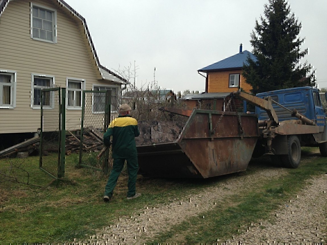 Вывоз мусора и отходов с дачи и участка СНТ в Богородицке в октябре