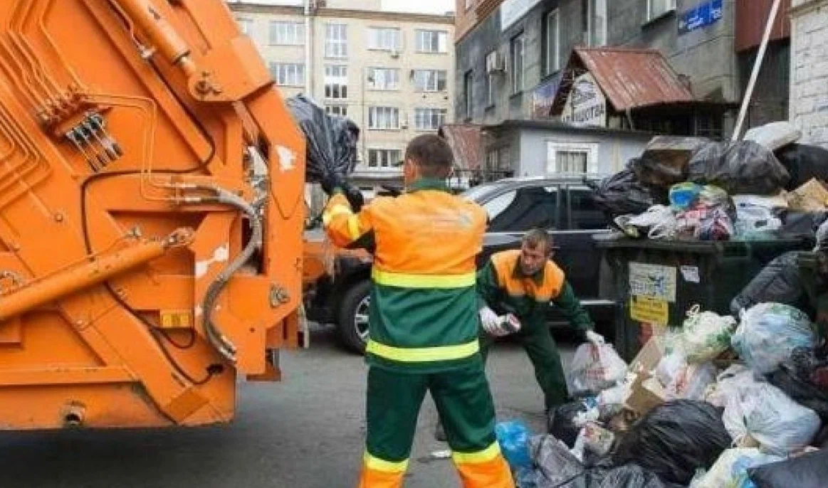 Срочный вывоз мусора в Богородицке от ПроМусор — заказ день в день от 3046 руб., грузчики, цена