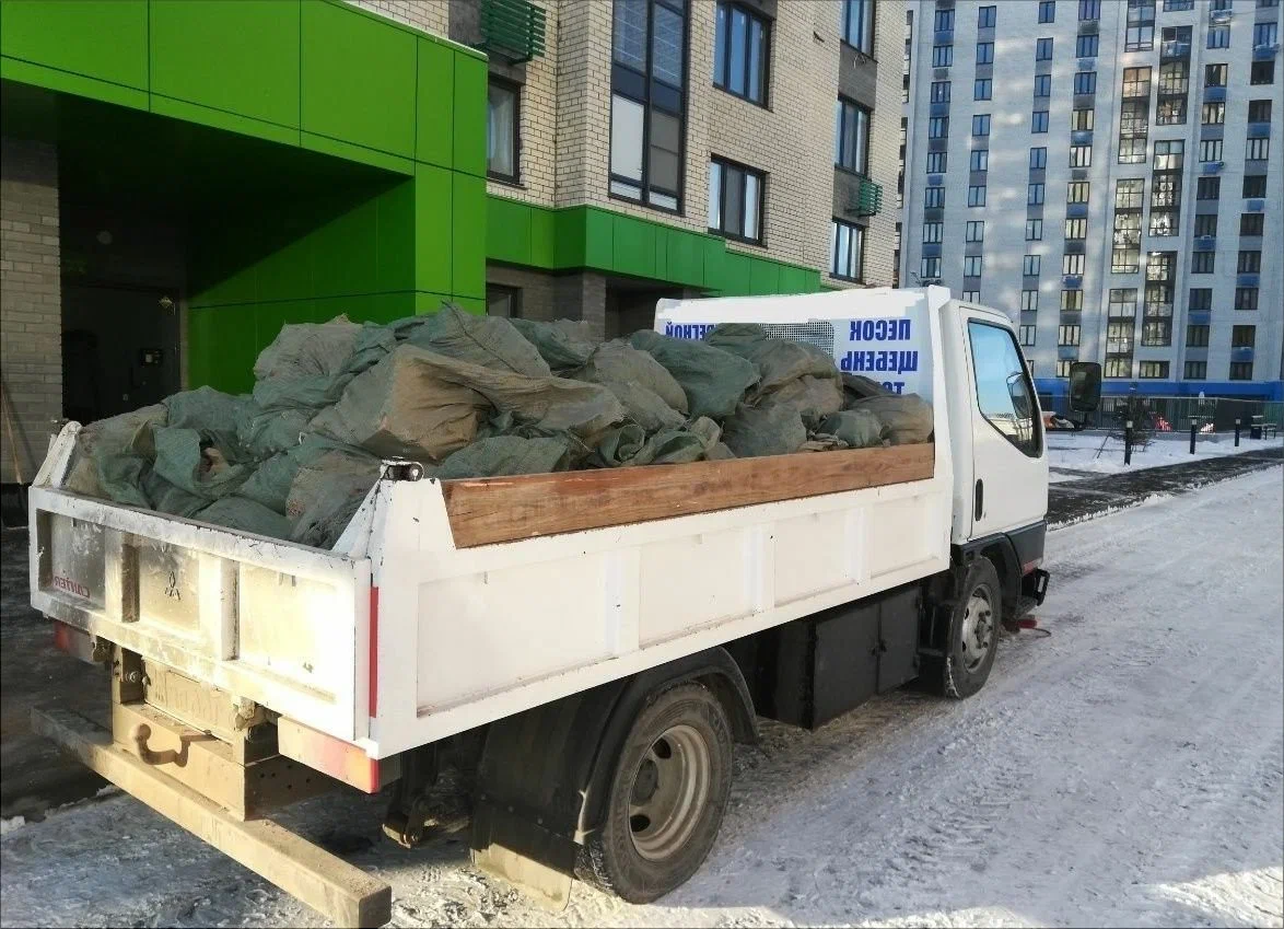 Вывоз мусора грузовым фургоном 3 тонны в Богородицке — цена от 1443 руб., ПроМусор