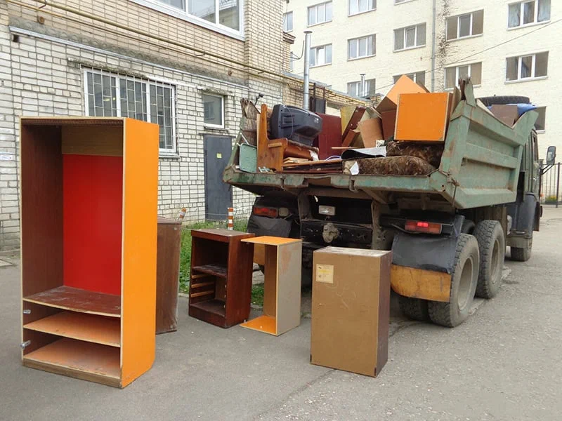 Вывоз шкафа в Богородицке от ПроМусор — недорого, демонтаж, утилизация, вывоз из квартиры от 908 руб