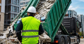 Вывоз строительного мусора в Богородицке: услуги лицензированной компании — ПроМусор